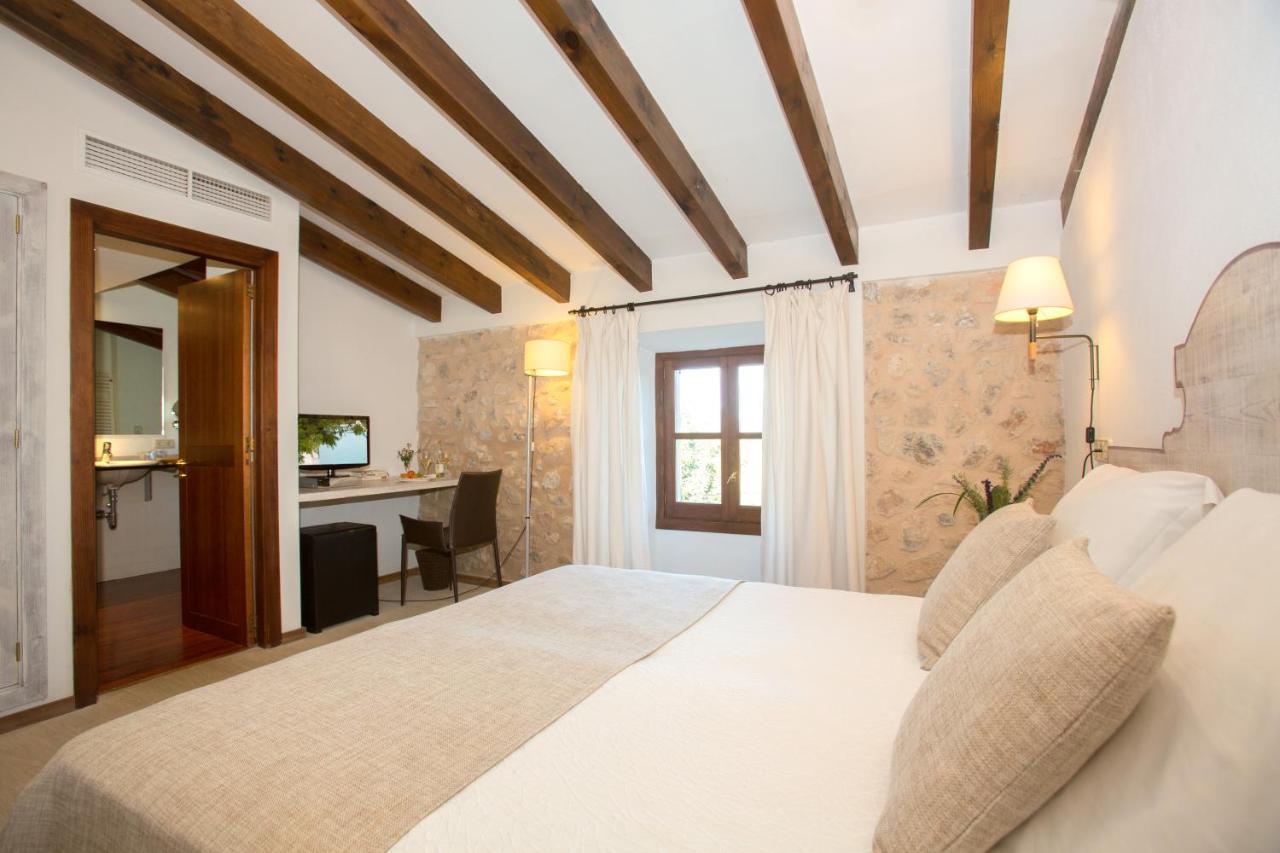Monnaber Vell Hotel Campanet Bilik gambar